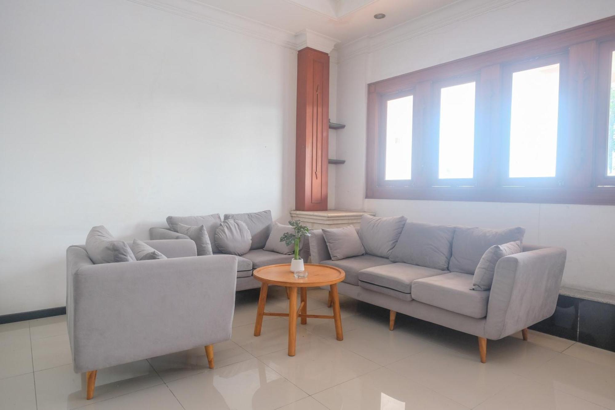 Urbanview Omah Pari Boutique Hotel Джокьякарта Экстерьер фото